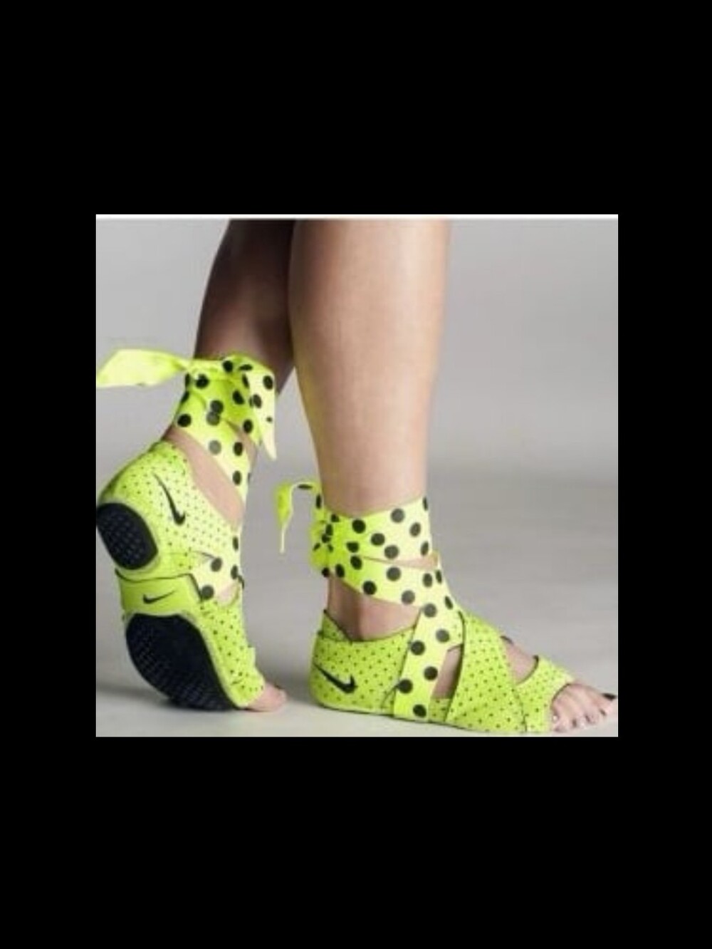 NEW Women’s Nike Studio Pack 3 Part Wrap Shoe, Sz 8.5